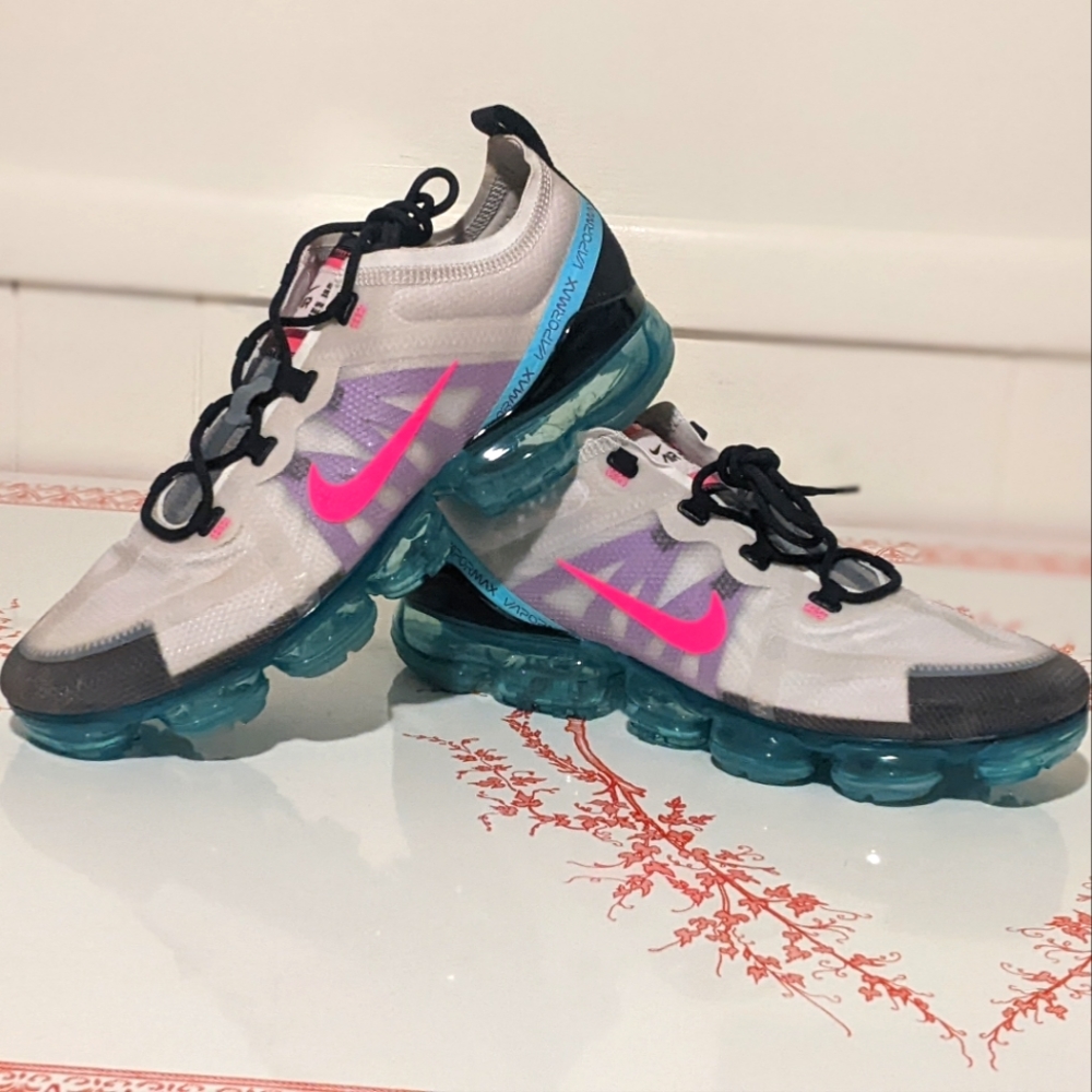 Nike Air Vapormax South Beach Turquoise Pink White Black Sneakers Women's 12 - Picture 1 of 16